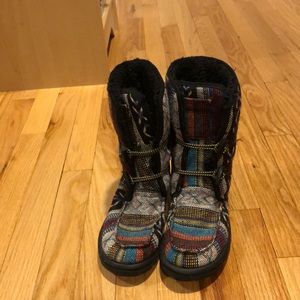 Multi colored embroidered shearling boots